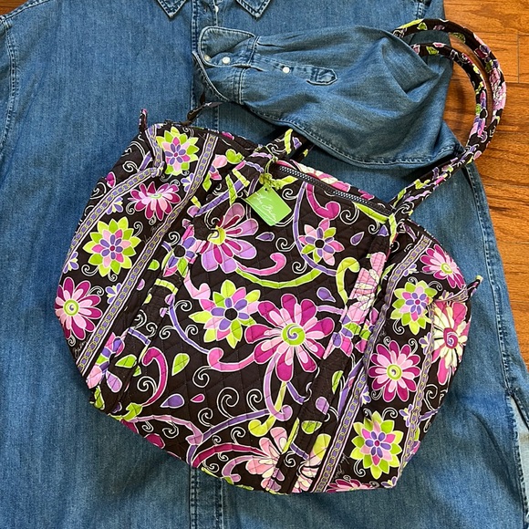 Vera Bradley Handbags - 🌸Vera Bradley Small Duffel🌸